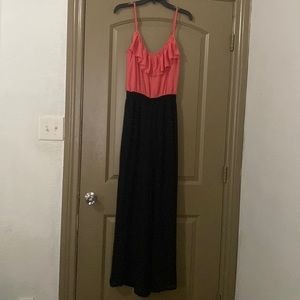 Jumpsuit black  an peach color xs size!